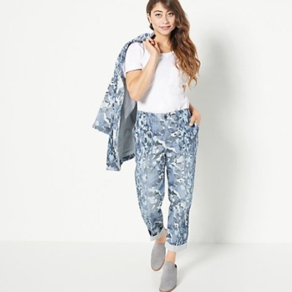 LOGO by Lori Goldstein Pants - LOGO by Lori Goldstein Regular Camo Print Twill Utility Pants | Ink Camo